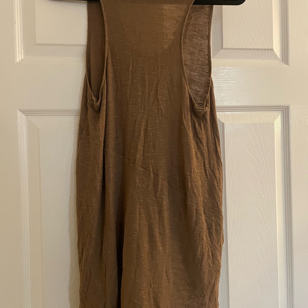 We the Free Brown Sleeveless Women's high low Top medium - Picture 6 of 7